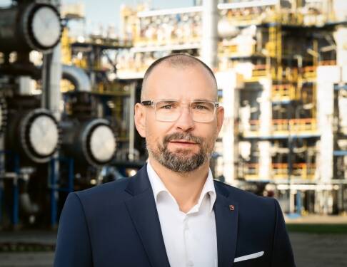 Rafineria nastawiona na ciągły rozwój 