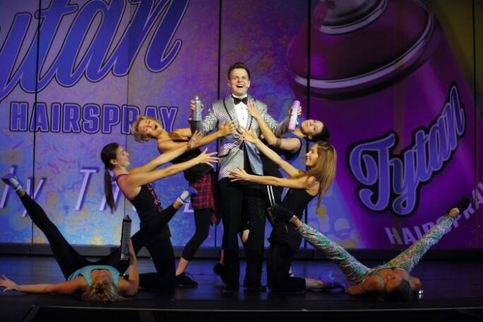 Polska prapremiera w profesjonalnym stylu „Hairspray” w Teatrze Muzycznym w Gdyni
