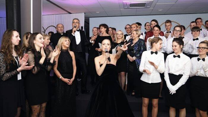 III  Polsko-Francuska Gala Charytatywna  200 tysięcy dla hospicjum dla dzieci w Gdyni i laur dla Przemka Szalińskiego