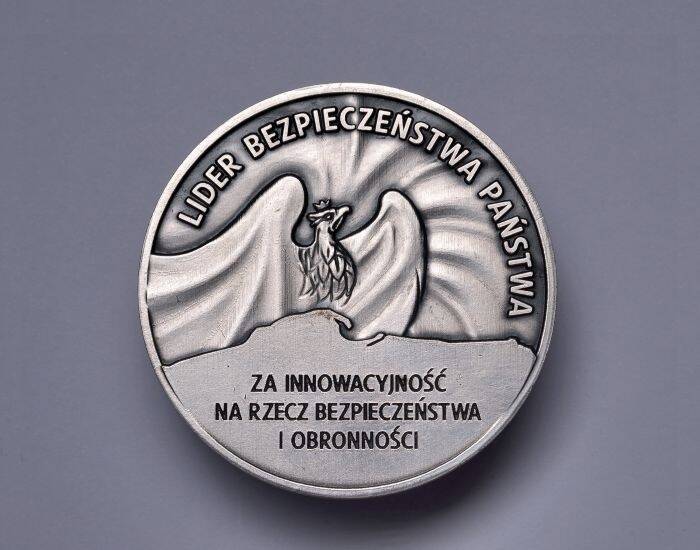 „Morświn”  i „Głuptak” czyli PG  na rzecz  obronności