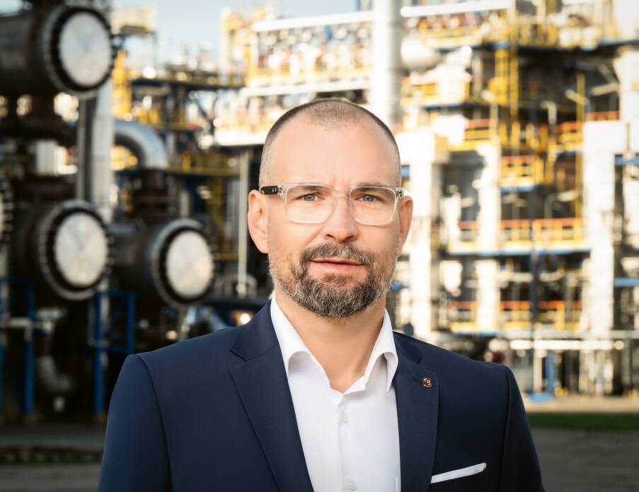 Rafineria nastawiona na ciągły rozwój 